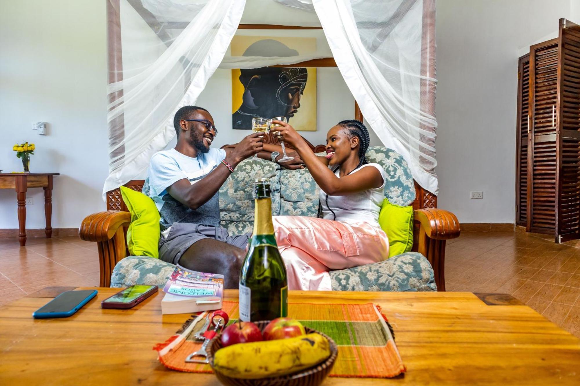 Coral Beach Resort Diani Beach Extérieur photo